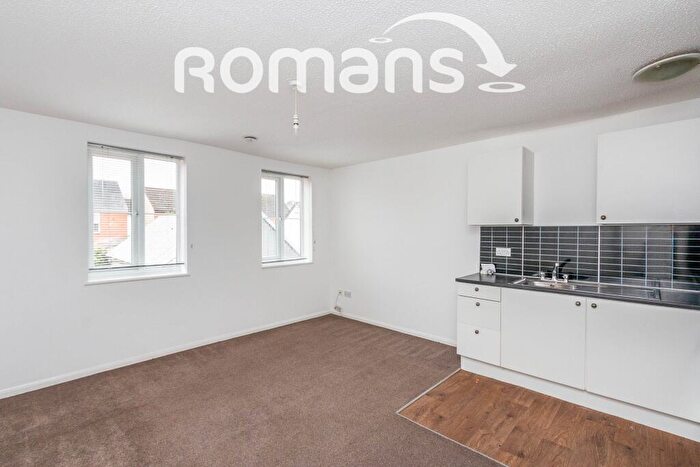 1 Bedroom Flat To Rent In Park House, - Grosvenor Road, Aldershot, GU11