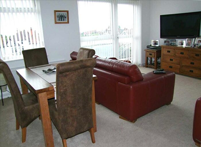 2 Bedroom Apartment To Rent In Britannia Lodge, Britannia Road, Westcliff On Sea, SS0