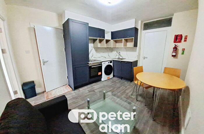 1 Bedroom Flat To Rent In Swansea, SA1