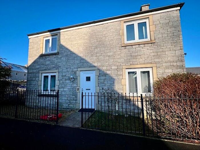 4 Bedroom Detached House To Rent In Manor Farm Close, Paulton, BS39