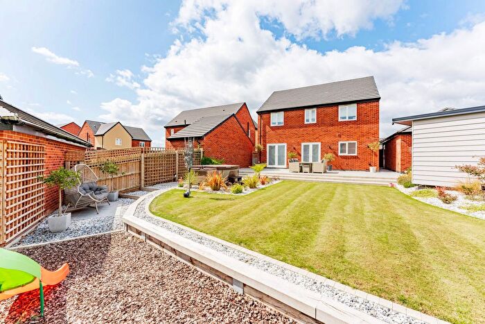 5 Bedroom Detached House For Sale In Tudor Road, Rackheath, NR13
