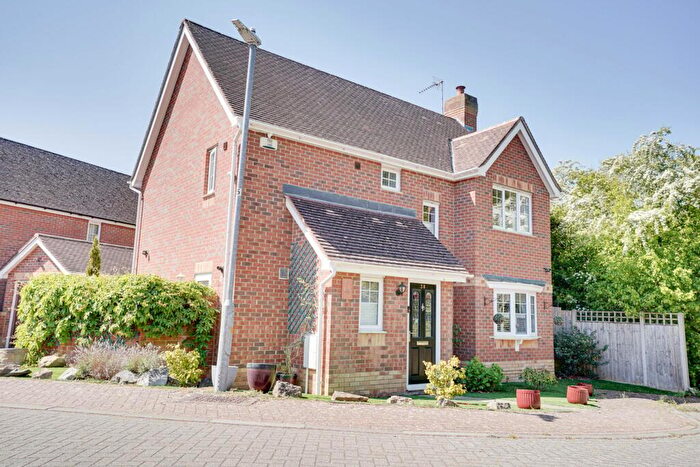 4 Bedroom Country House For Sale In Luxford Place, Sawbridgeworth, CM21