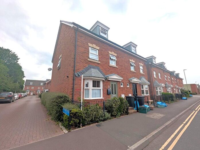 4 Bedroom Semi Detached House For Sale In Rudloe Drive Kingsway, Quedgeley, Gloucester, GL2
