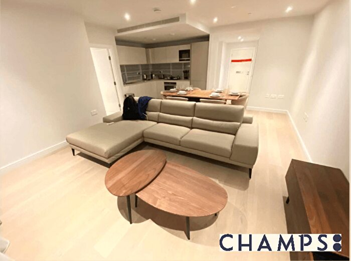 2 Bedroom Flat To Rent In Lockgate Road, London, SW6