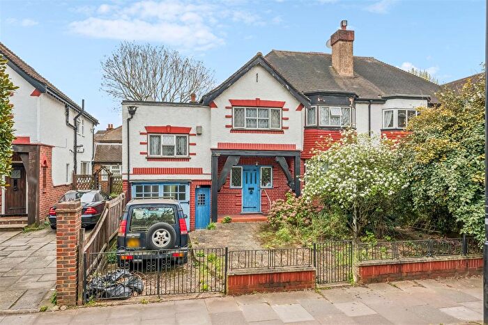 5 Bedroom Semi Detached House For Sale In Sutton Court Road, London, W4