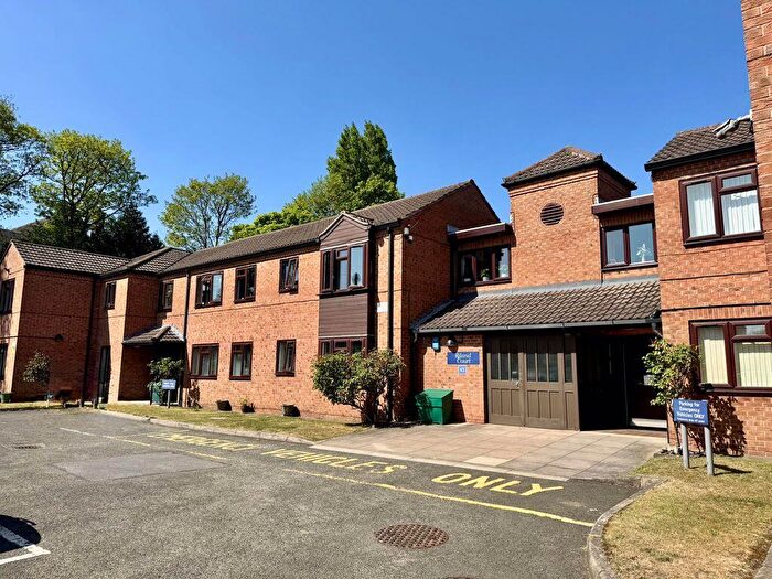 2 Bedroom Retirement Property For Sale In Penns Lane, Sutton Coldfield, B72