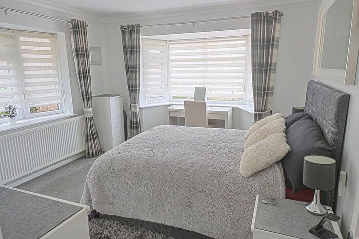 2 Bedroom Bungalow For Sale In Glyne Barn Close, Bexhill On Sea, TN40