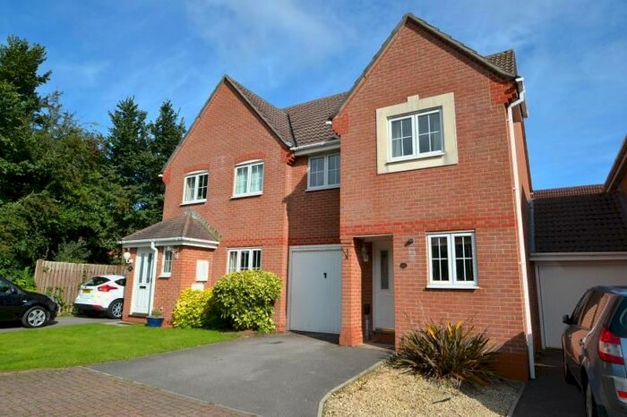 3 Bedroom Semi-Detached House To Rent In Moneyer Road, Andover, Hampshire SP10