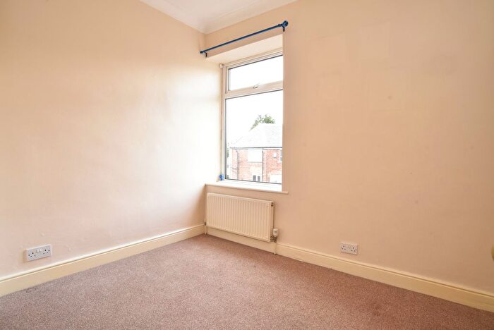 2 Bedroom Terraced House For Sale In Ashfield Road, Harrogate, HG1