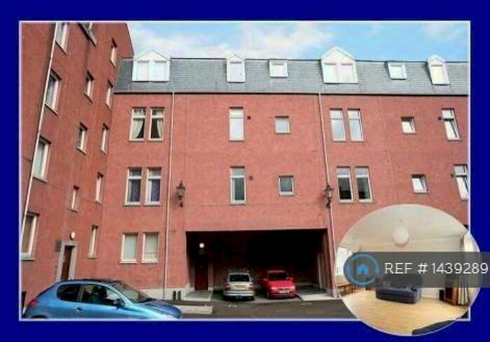 3 Bedroom Flat To Rent In Carmelite Street, Aberdeen, AB11