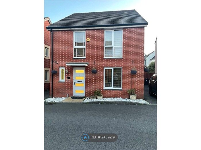 4 Bedroom Detached House To Rent In Eighteen Acre Drive, Patchway, Bristol, BS34