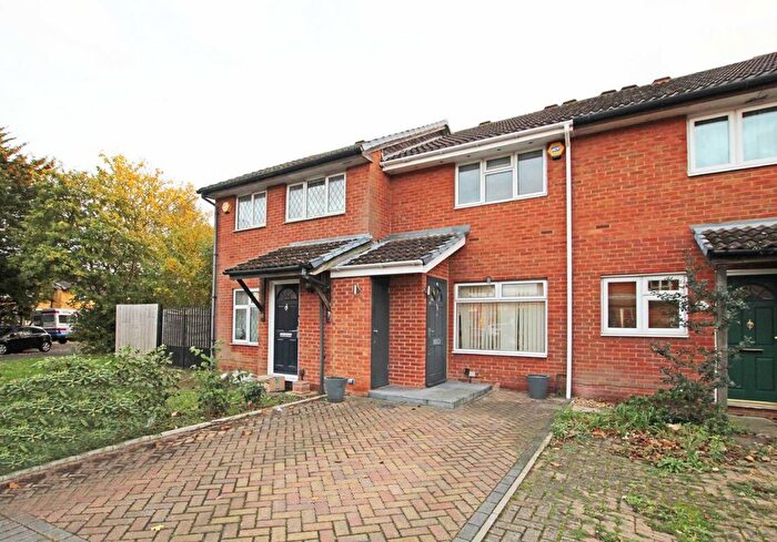 2 Bedroom Terraced House To Rent In Bracken End, Isleworth, TW7