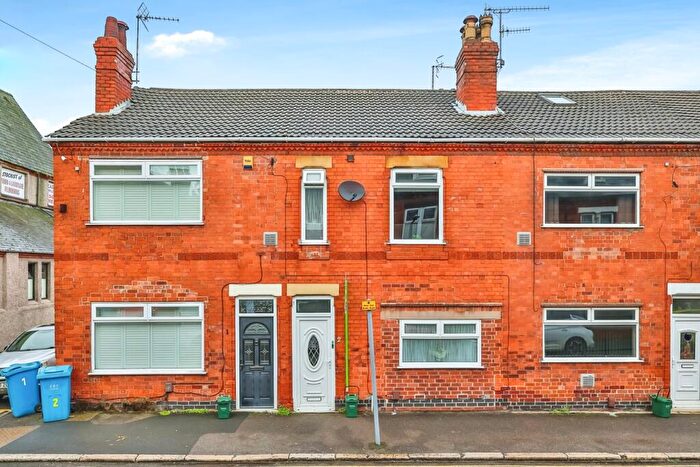 3 Bedroom End Of Terrace House For Sale In Stamford Street, Ilkeston, Derbyshire, DE7