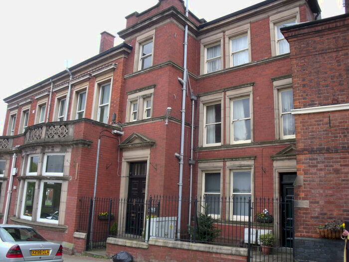 1 Bedroom Flat To Rent In Flat Barclays Chambers, B67