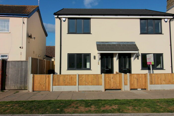 2 Bedroom Semi-Detached House To Rent In All Saints Road, Pakefield, Lowestoft, NR33