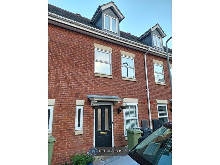 3 Bedroom Terraced House To Rent In Oriel Close, Wolverton, Milton Keynes, MK12