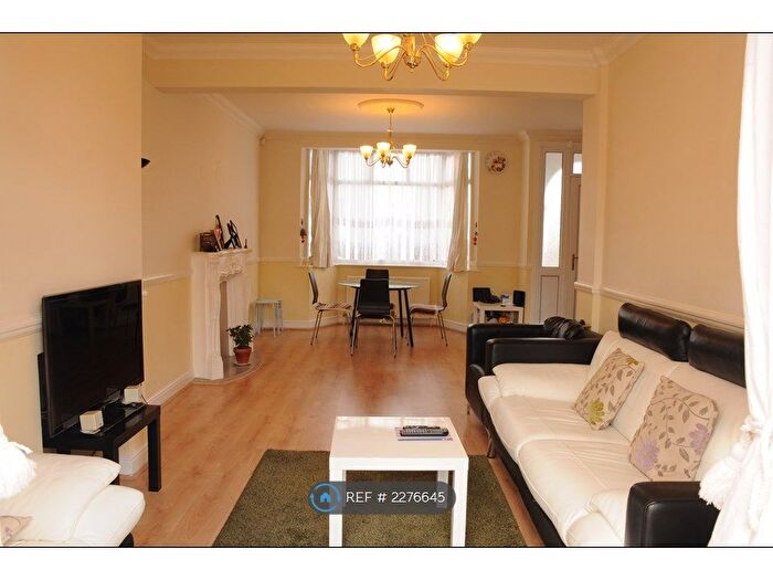 3 Bedroom Terraced House To Rent In Clinton Crescent, Ilford, IG6