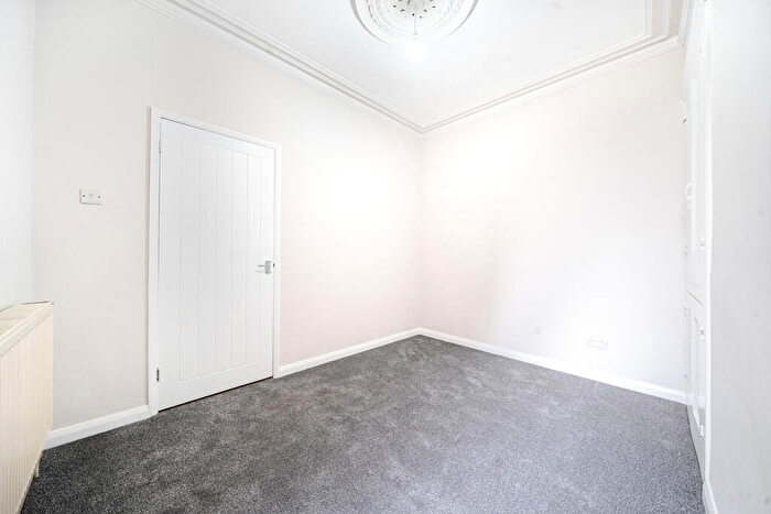 3 Bedroom Terraced House For Sale In Prince Albert Road, Southsea, PO4