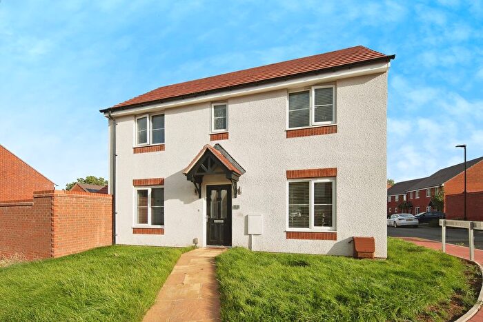 3 Bedroom Detached House For Sale In Roger Blythebrook Avenue, Coventry, CV7