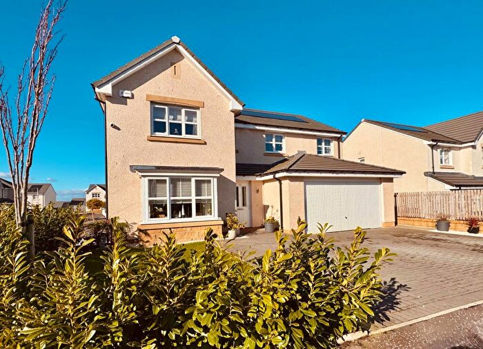5 Bedroom Detached House For Sale In Tyndrum Crescent, Hamilton, ML3