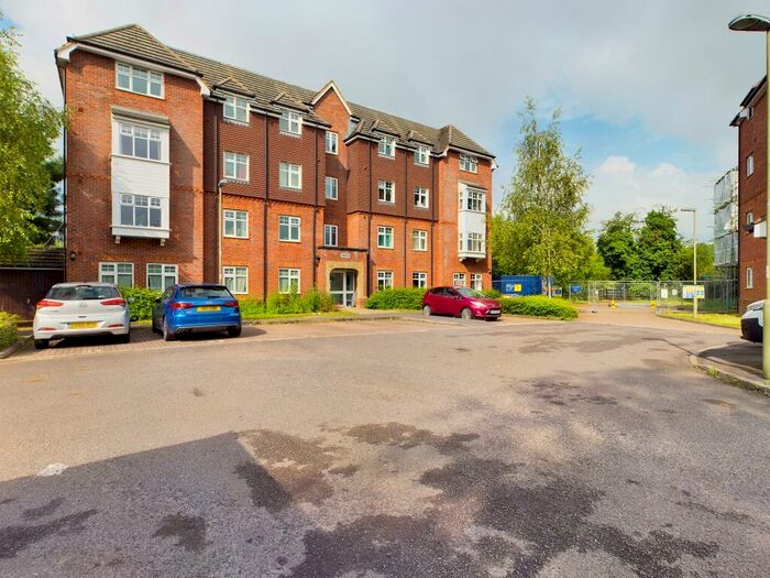 2 Bedroom Flat To Rent In The Hollies, Old Basing, Basingstoke, RG24