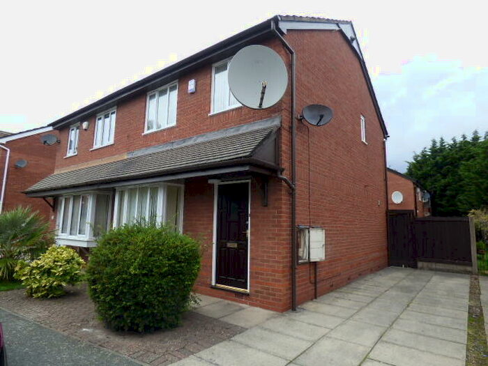 3 Bedroom House To Rent In Brampton Drive, L8