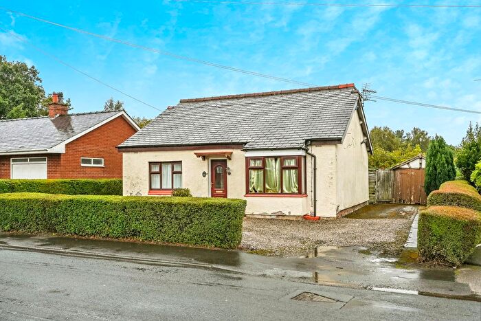 3 Bedroom Bungalow For Sale In Blaguegate Lane, Lathom, Skelmersdale, Lancashire, WN8