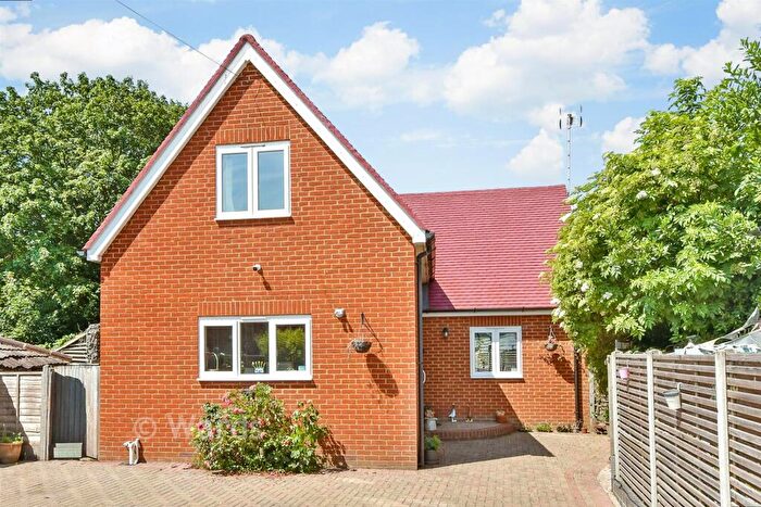 3 Bedroom Detached House For Sale In Ospringe Road, Faversham, Kent, ME13