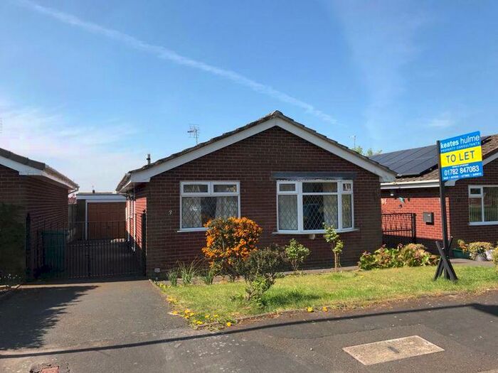 2 Bedroom Bungalow To Rent In Monks Way, Stone, ST15