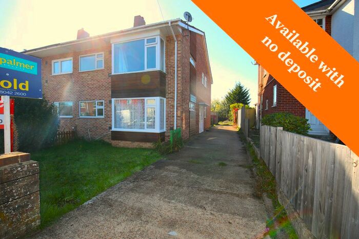 2 Bedroom Maisonette To Rent In Furze Road, Southampton, SO19