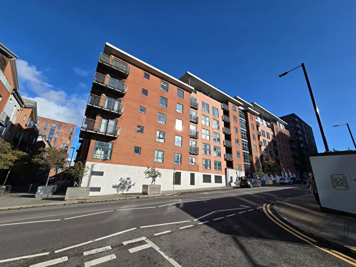 2 Bedroom Flat For Sale In The Linx Building, Simpson Street, Manchester, Lancashire, M4