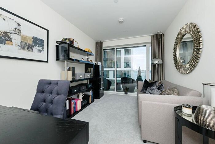 2 Bedroom Flat For Sale In Hampton Apartments, Woolwich Riverside, London, SE18
