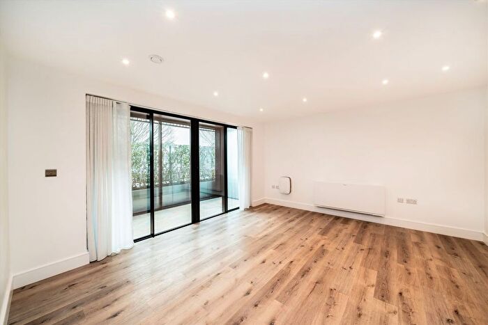 1 Bedroom Flat To Rent In Coomer Place, London, SW6