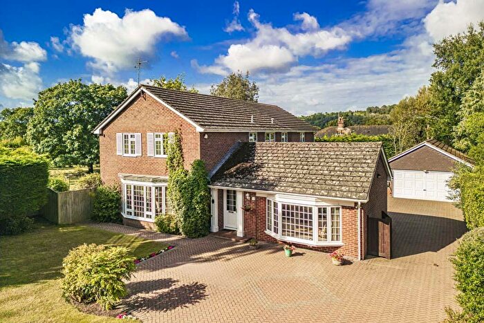 6 Bedroom Detached House To Rent In Whitehills Green, Goring On Thames, RG8