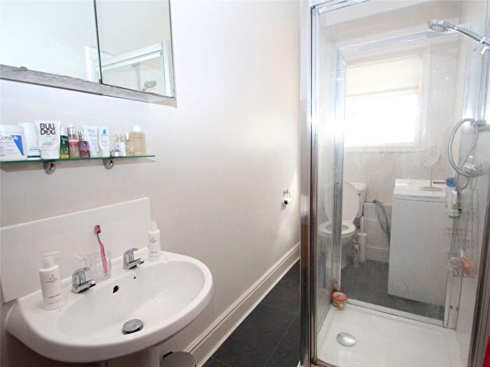 1 Bedroom Flat To Rent In Schubert Road, Putney, London, SW15