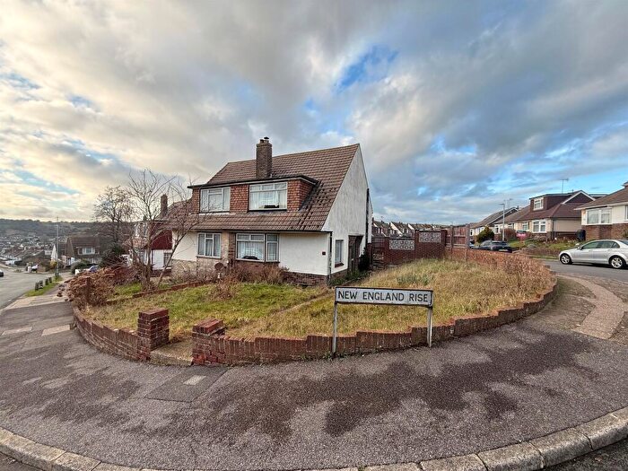 2 Bedroom Semi-Detached Bungalow For Sale In New England Rise, Portslade, Brighton, BN41