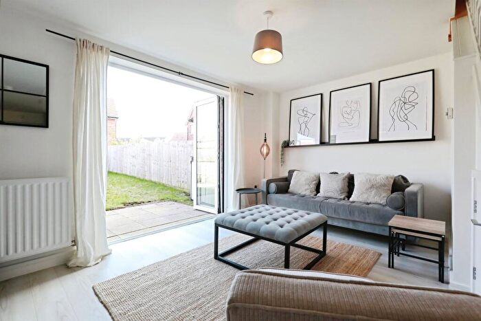 2 Bedroom Terraced House To Rent In Whittaker Way, Warwick, CV34