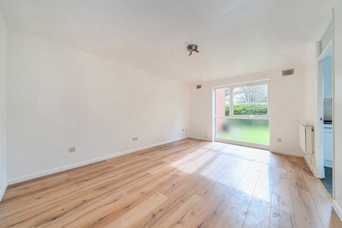 2 Bedroom Flat For Sale In Sunninghill Court, Bollo Bridge Road, London, W3