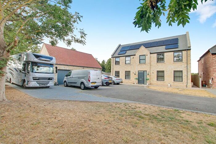 5 Bedroom Detached House For Sale In Benwick Road, Doddington, PE15