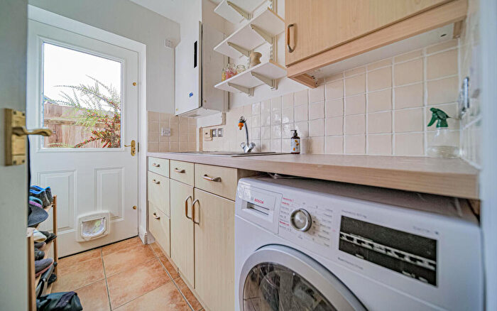 4 Bedroom Detached House For Sale In St. Georges Place, Semington, BA14