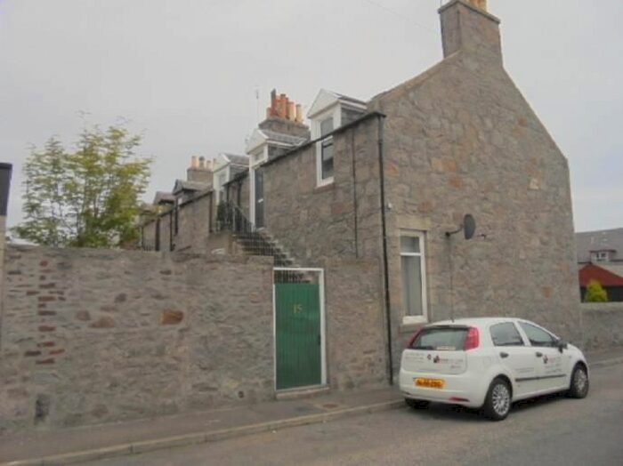 2 Bedroom Flat To Rent In Balmoral Terrace, Aberdeen, AB10