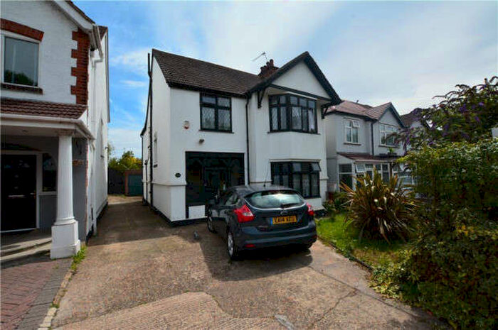 4 Bedroom Detached House To Rent In Greenford Road, Greenford, UB6