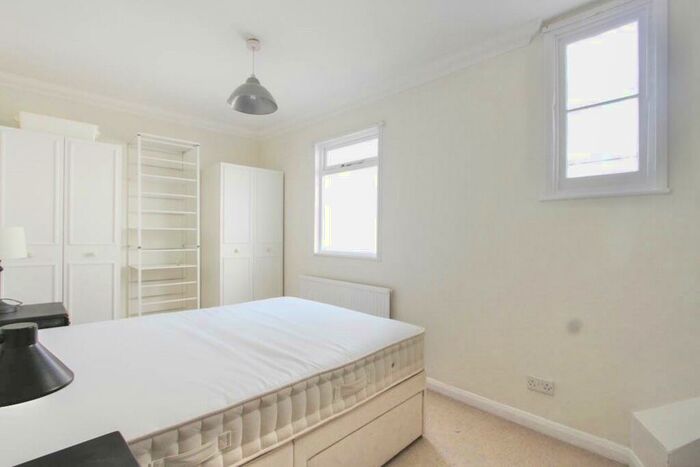 2 Bedroom Apartment To Rent In Portland Place, Brighton, BN2