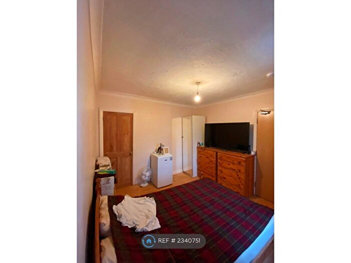 4 Bedroom Terraced House To Rent In Stratton Road, Southampton, SO15