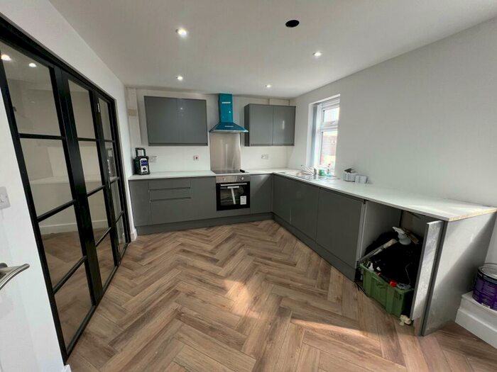 2 Bedroom Apartment To Rent In Grange Road, Coventry, CV6