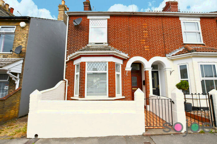 3 Bedroom End Of Terrace House To Rent In Morton Road, Pakefield, NR33