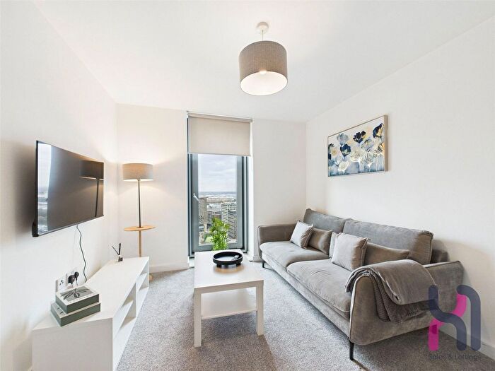 1 Bedroom Property To Rent In Michigan Point Tower D, Michigan Avenue, M50