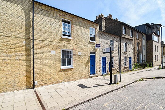 1 Bedroom Flat To Rent In Castle Street, Cambridge, CB3