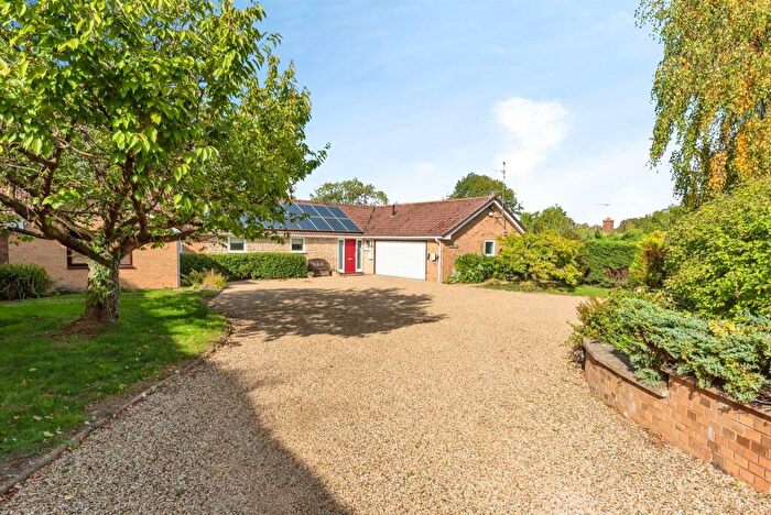 4 Bedroom Detached Bungalow For Sale In Crown Hill, Ropsley, Grantham, NG33