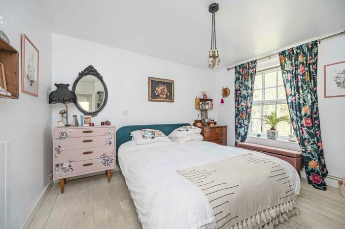 2 Bedroom Flat To Rent In Drysdale Place, Shoreditch, London, N1